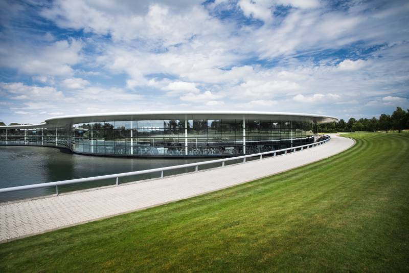 McLaren wykupił z powrotem swoją siedzibę i przystąpi do jej rozbudowy