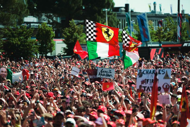 Ferrari bez podium, ale dało odrobinę radości swoim kibicom