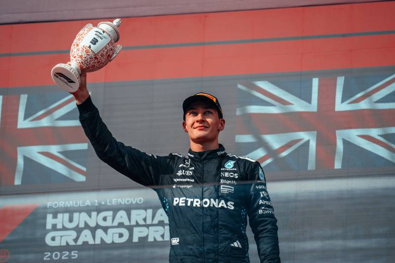 Russell na podium. Antonelli zadowolony z powrotu do starego zawieszenia