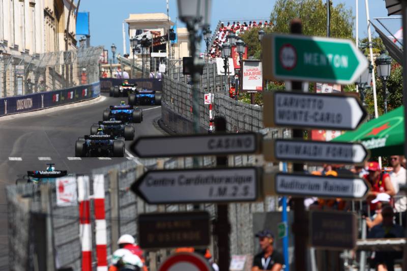 Formuła 1 rozpoczyna weekend z GP Monako