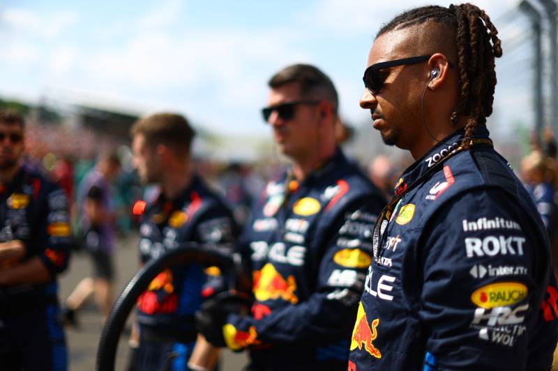 Były mechanik mówi o pensjach, czasie pracy i podróżach w Formule 1